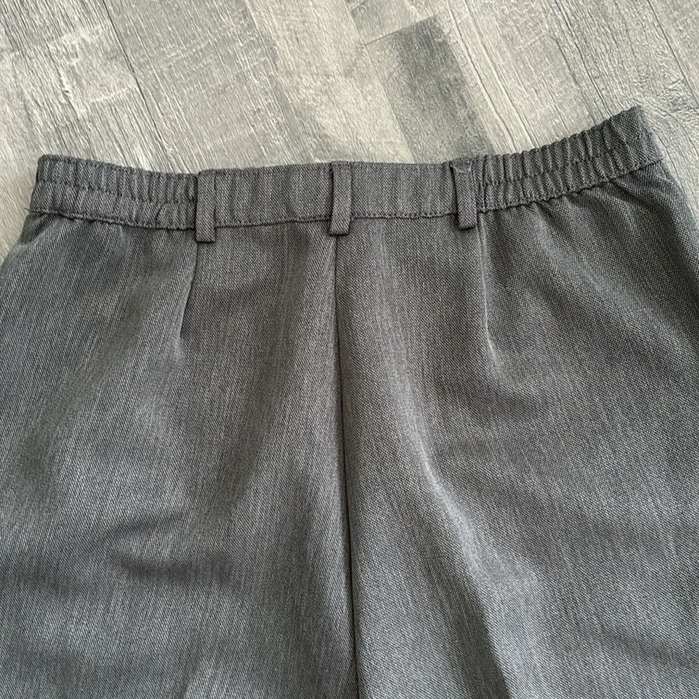 Kim Rogers petite Women’s Gray Elastic Waist Insets With Pockets Pants
⁩ - Picture 9 of 14